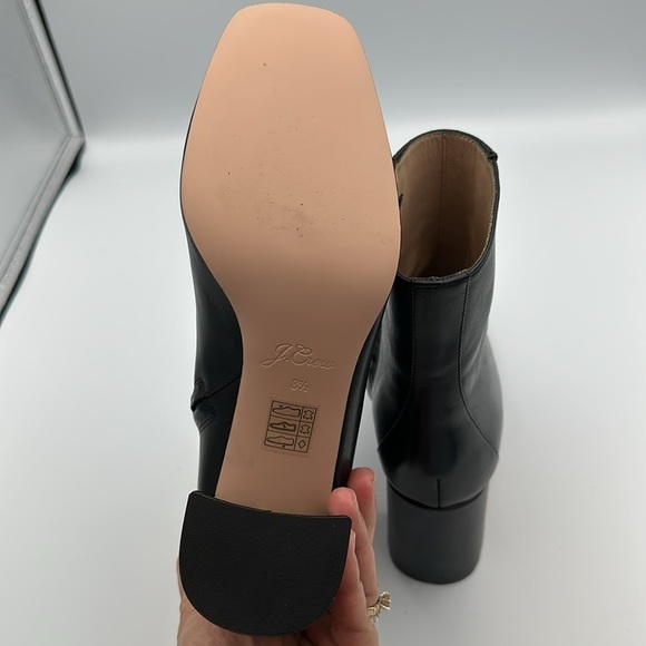 Square-toed ankle boots in Italian leather Sz8.5 - Picture 7 of 11